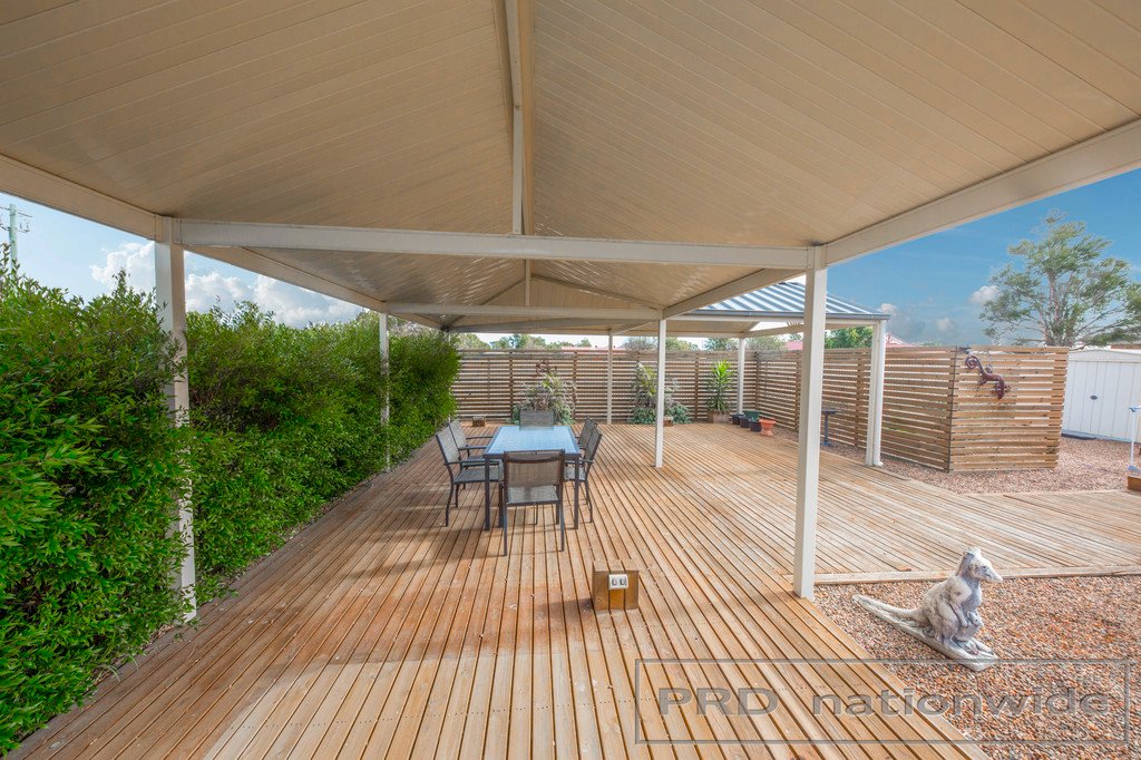 27 Forbes Cres  HEDDON GRETA 25