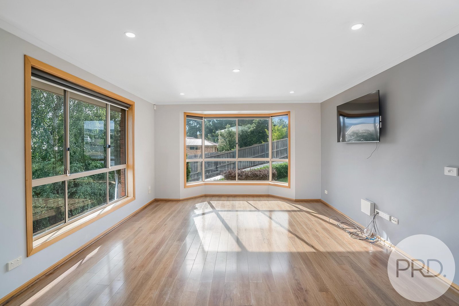 27 Freesia Crescent KINGSTON 4