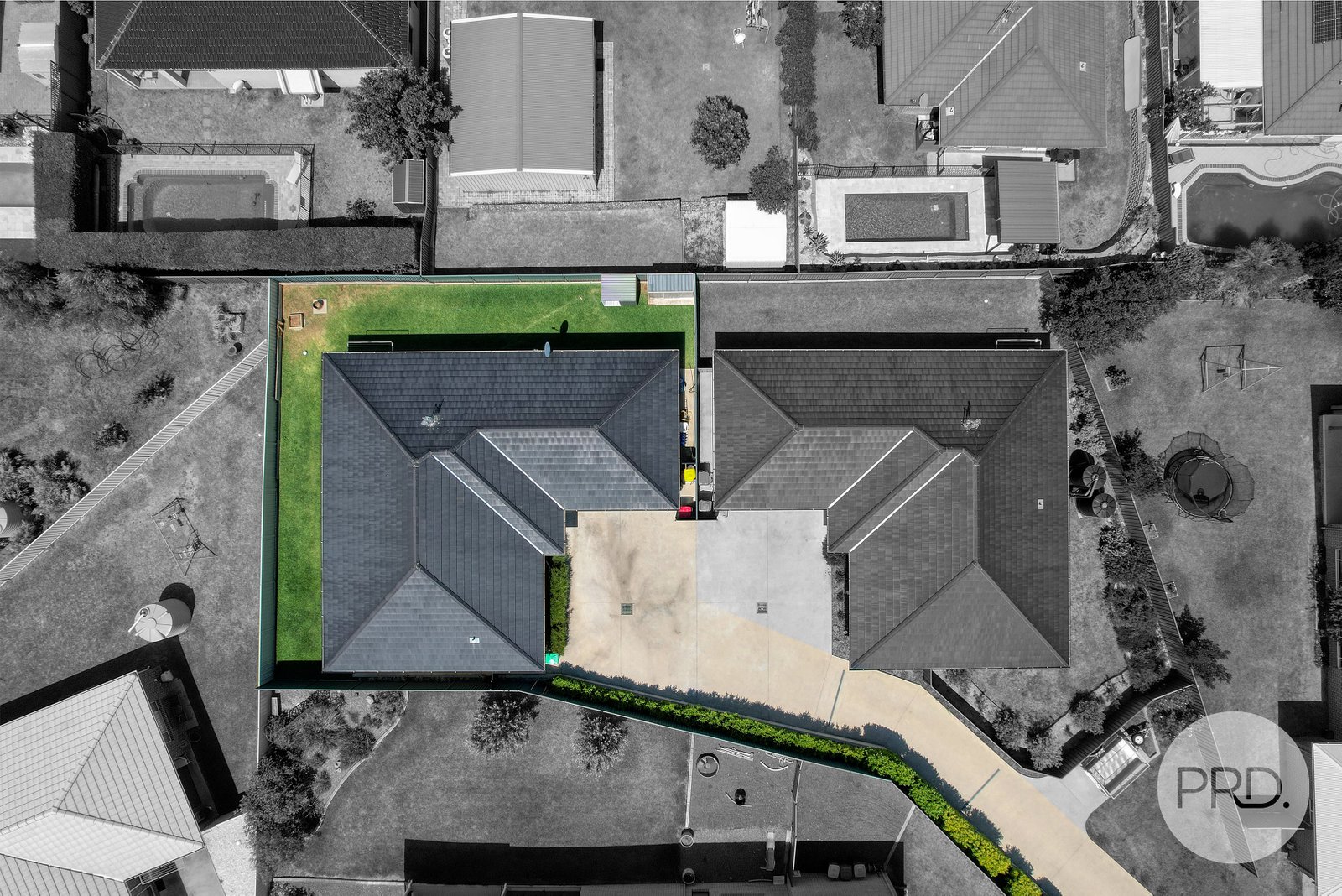 2/7 Gabriella Way TAMWORTH 19