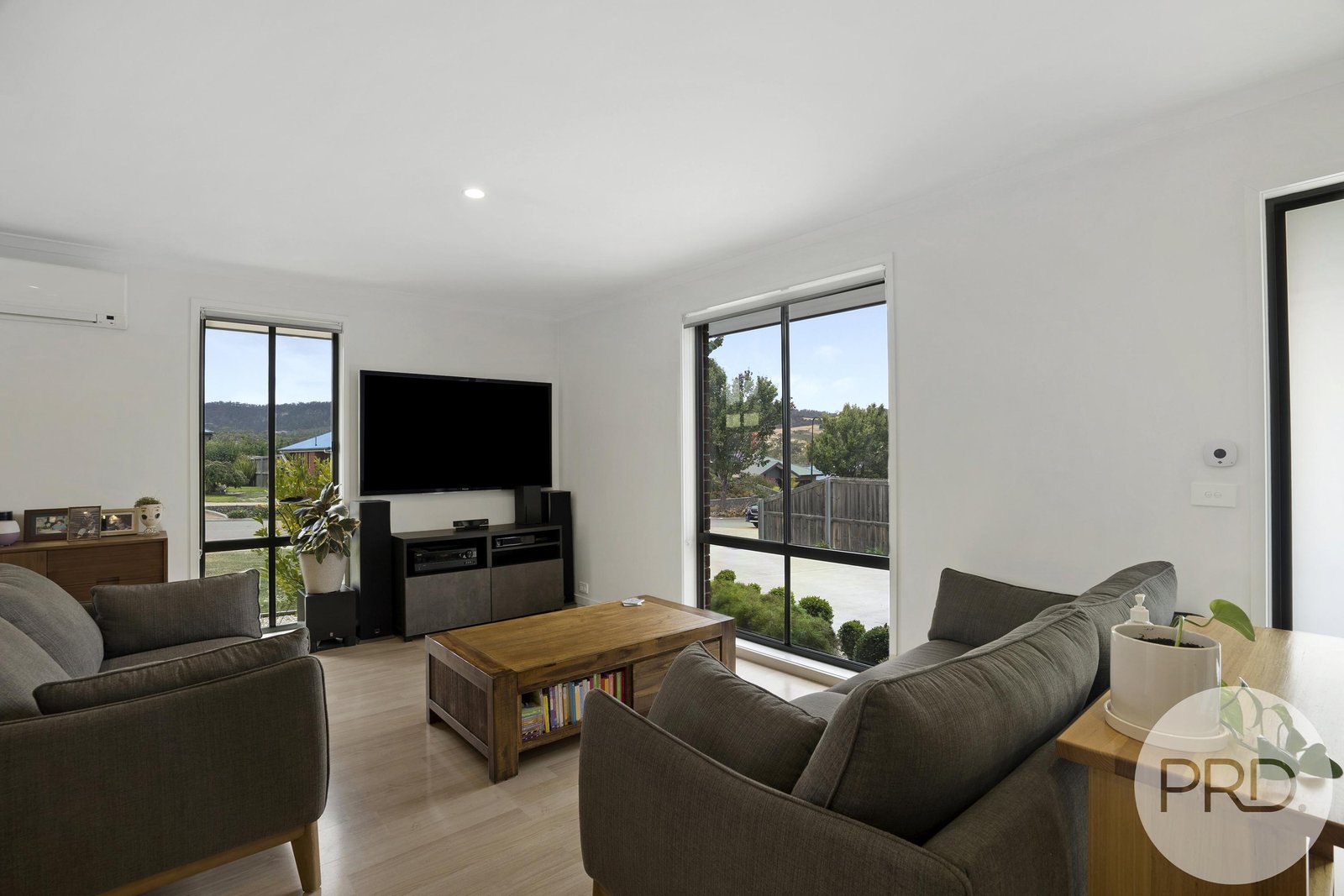 27 Glebe Hill Road HOWRAH 25