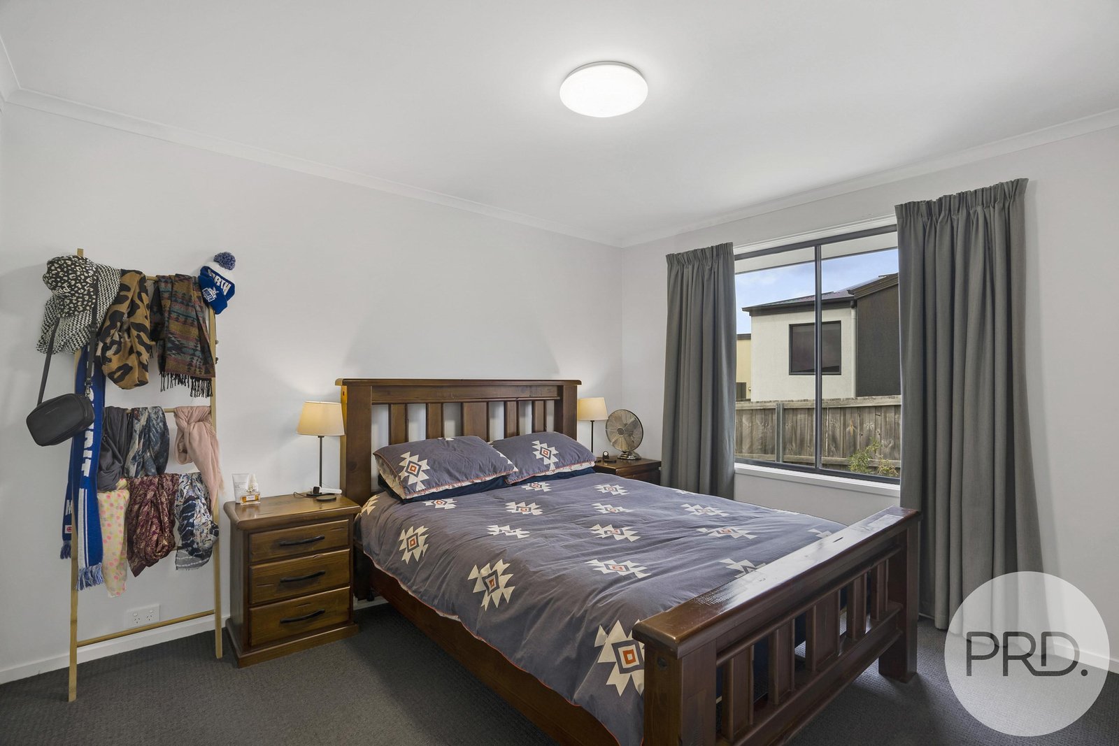 27 Glebe Hill Road HOWRAH 27