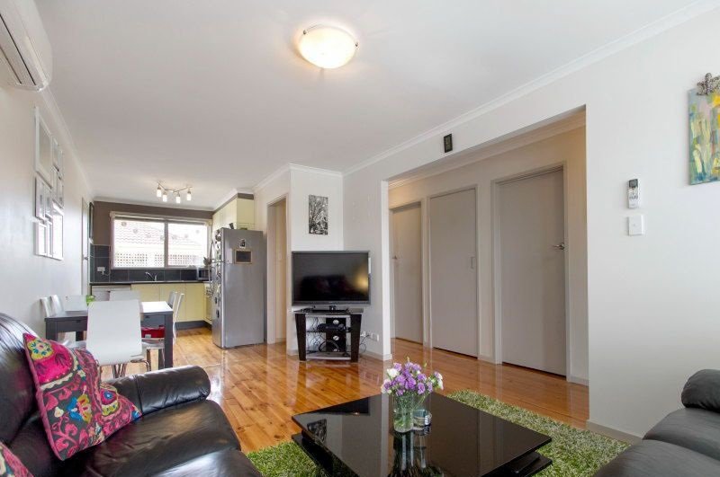 Gallery: 2/7 Glenola Road