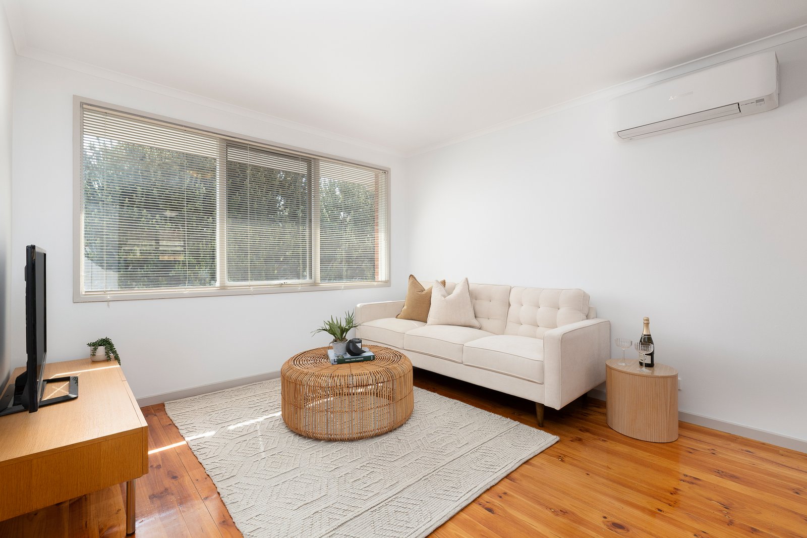 Gallery: 2/7 Glenola Road