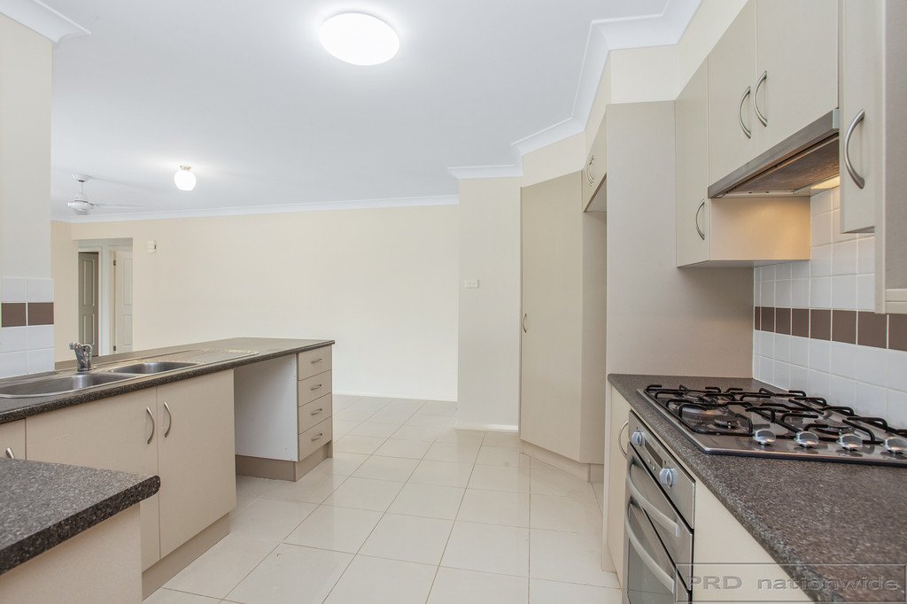 27 Golden Wattle Crescent THORNTON 4