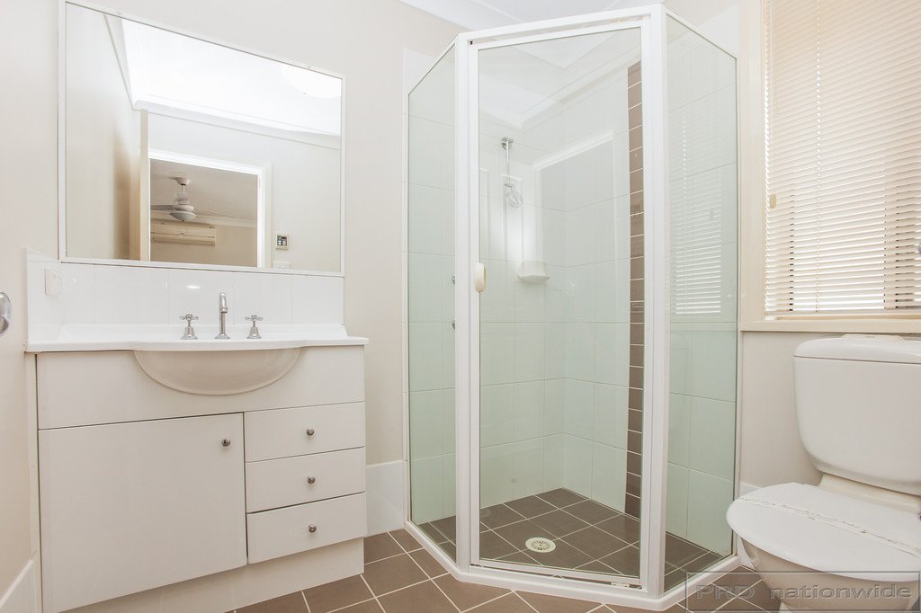 27 Golden Wattle Crescent THORNTON 13