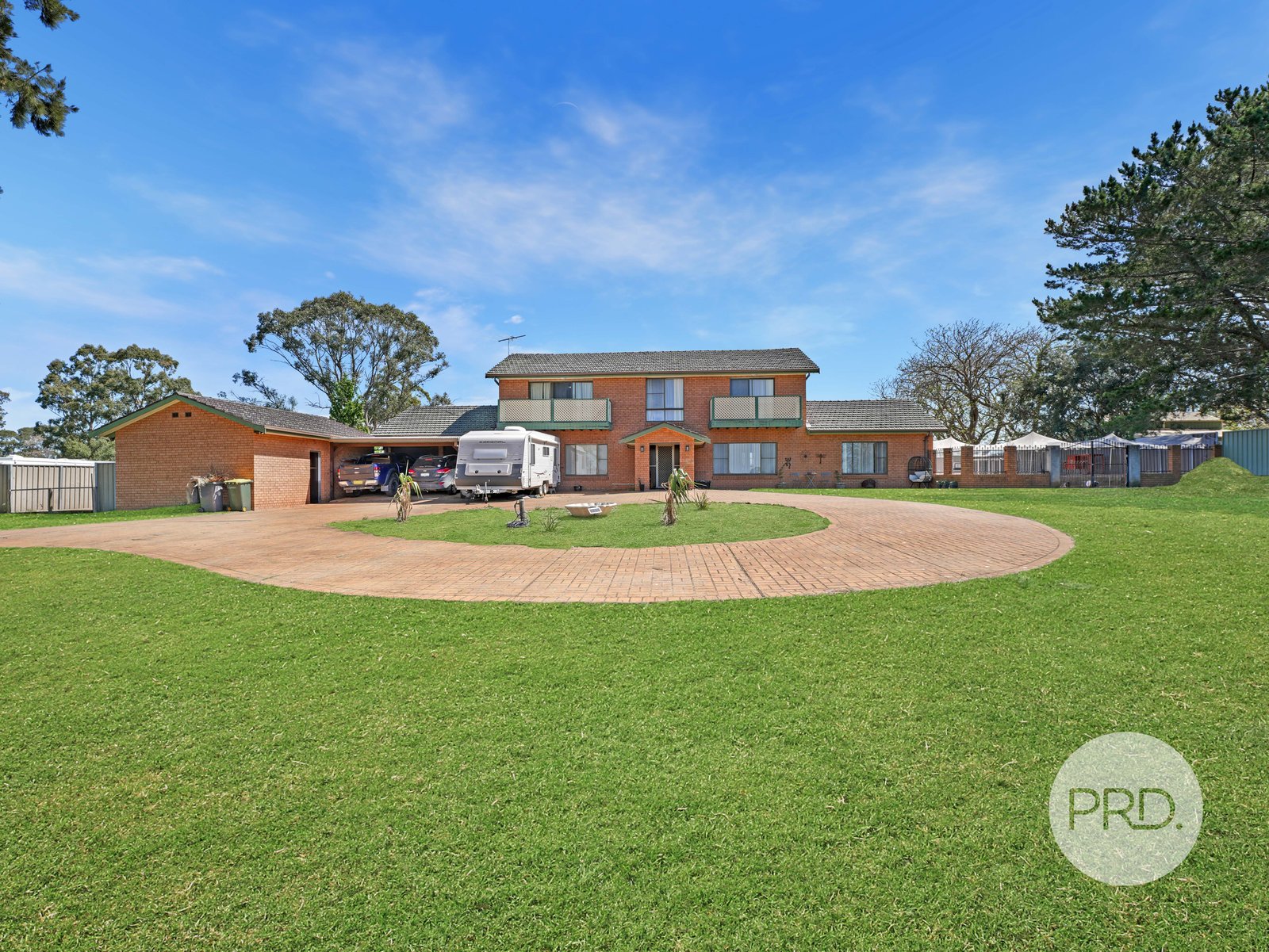 27 Goodsell Street.  MINTO 1