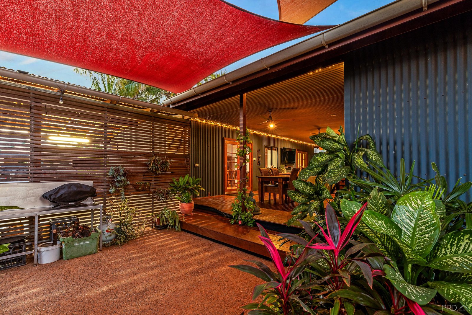 27 Goshawk Loop DJUGUN 22