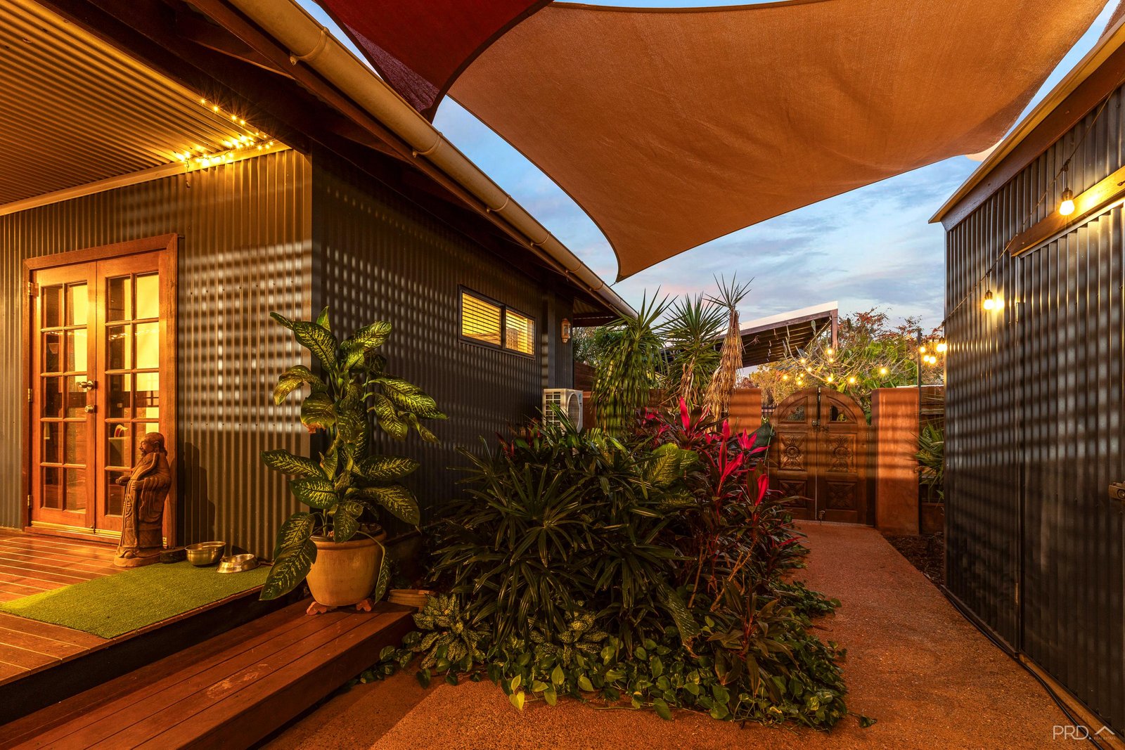 27 Goshawk Loop DJUGUN 25