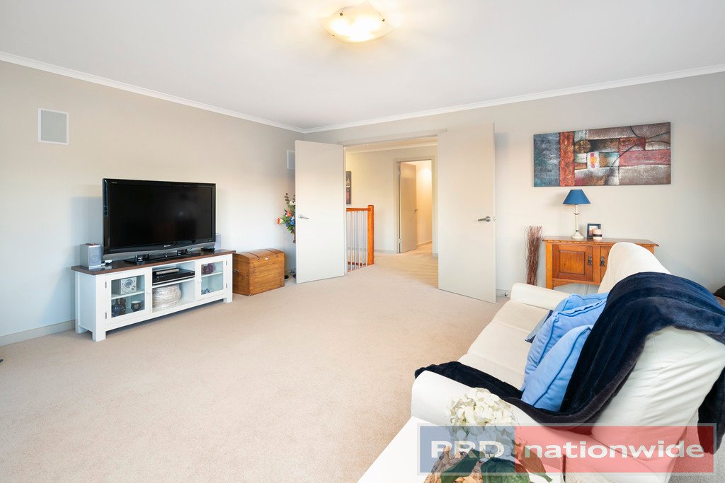 27 Gracefield Drive BROWN HILL 8