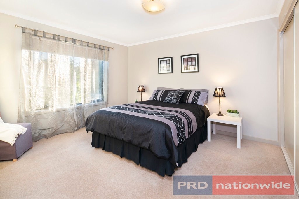 27 Gracefield Drive BROWN HILL 9