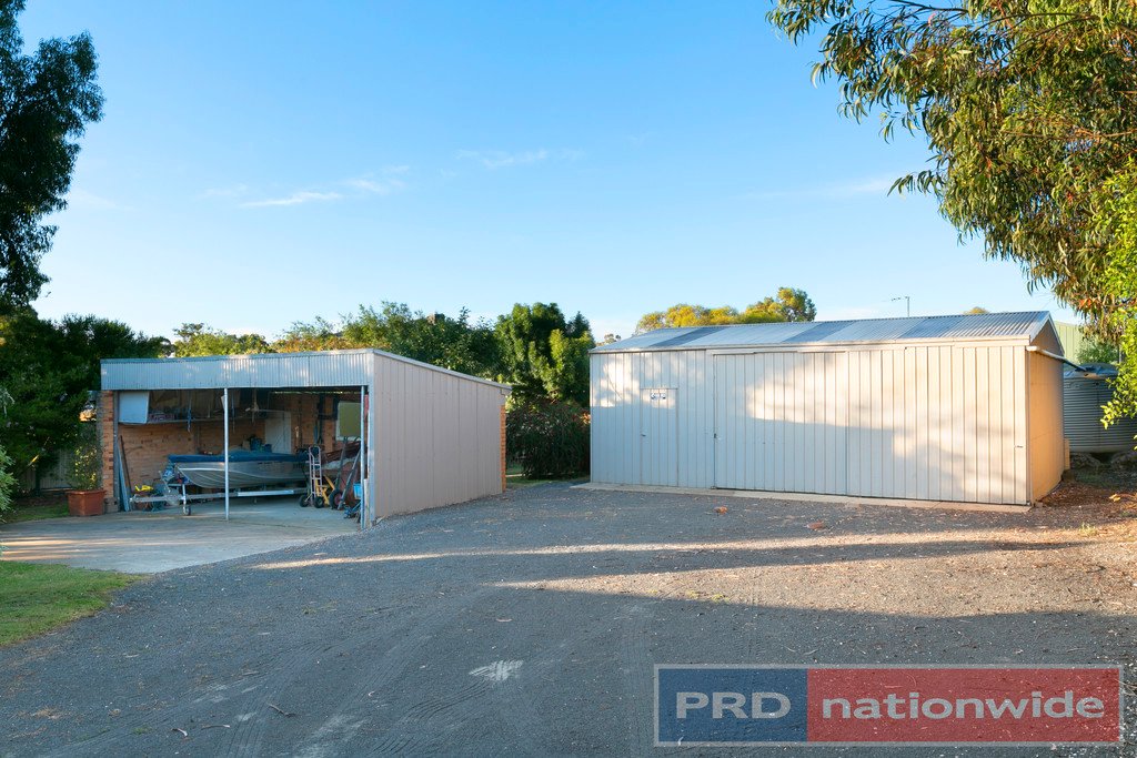 27 Gracefield Drive BROWN HILL 14