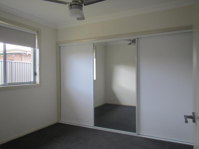 27 Grand Meadows Drive TAMWORTH 7