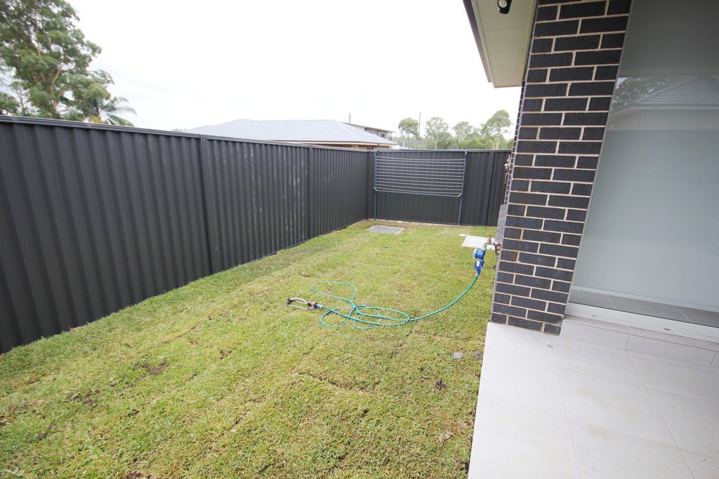 27 Greenhouse Street AUSTRAL 14