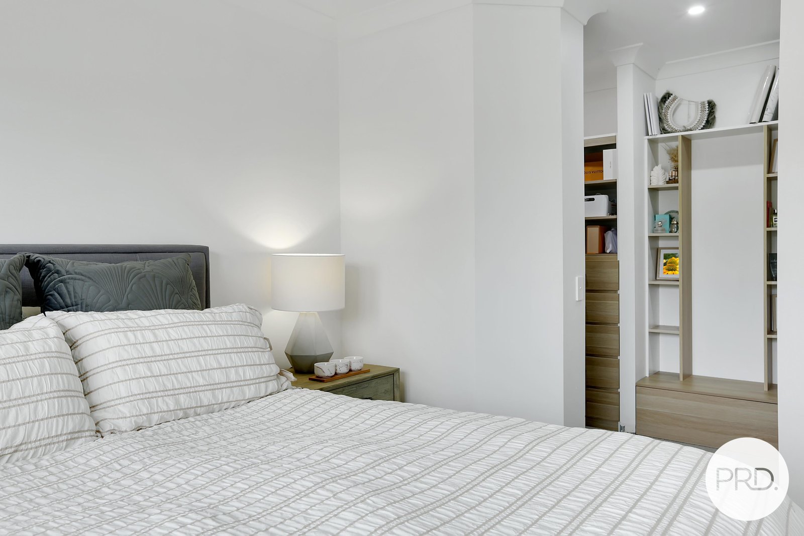 27 Grey Street ALBION PARK 5