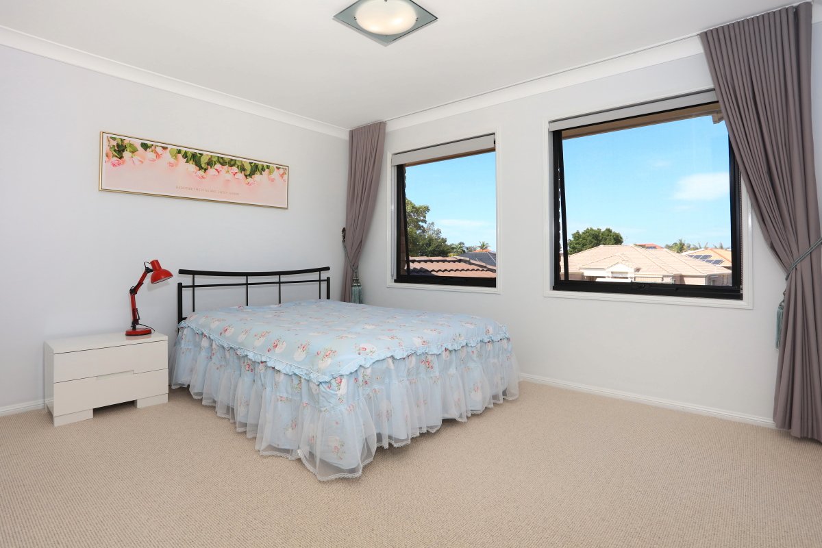 27 Gumleaf Drive MOLENDINAR 20