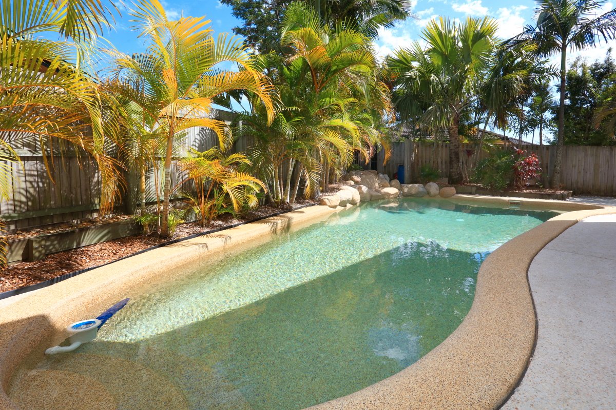 27 Gumleaf Drive MOLENDINAR 29
