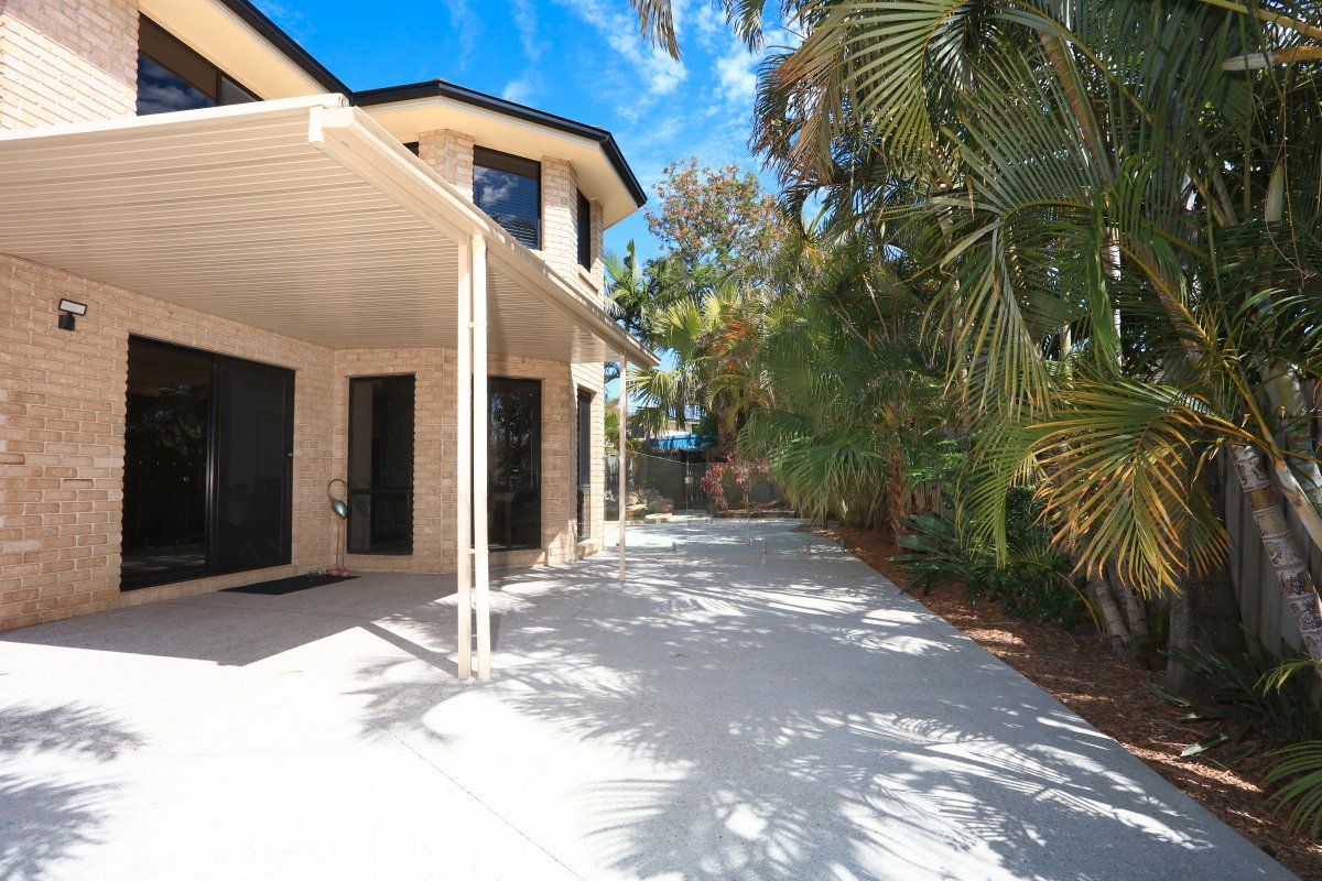 27 Gumleaf Drive MOLENDINAR 31
