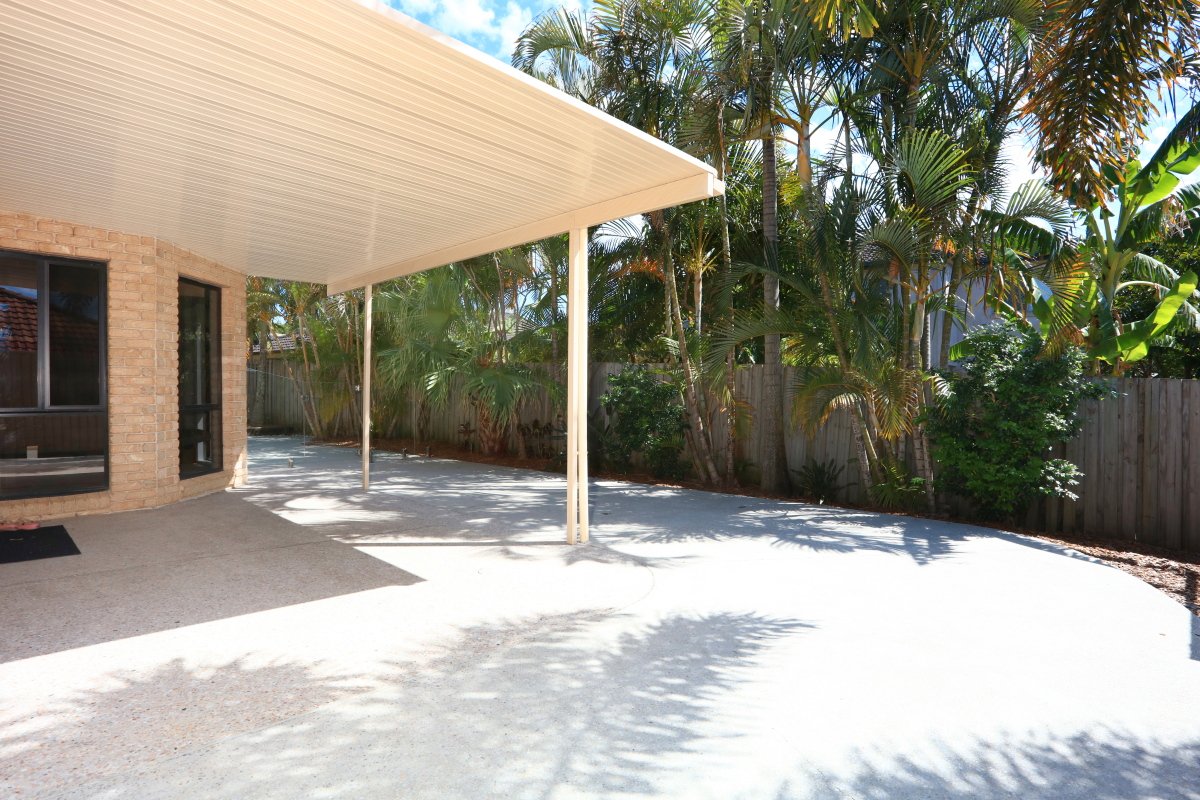 27 Gumleaf Drive MOLENDINAR 32