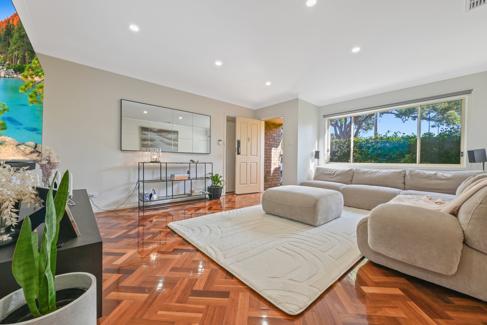 2/7 Gungah Bay Road OATLEY 2