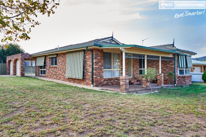 27 Gunn Drive ESTELLA 1