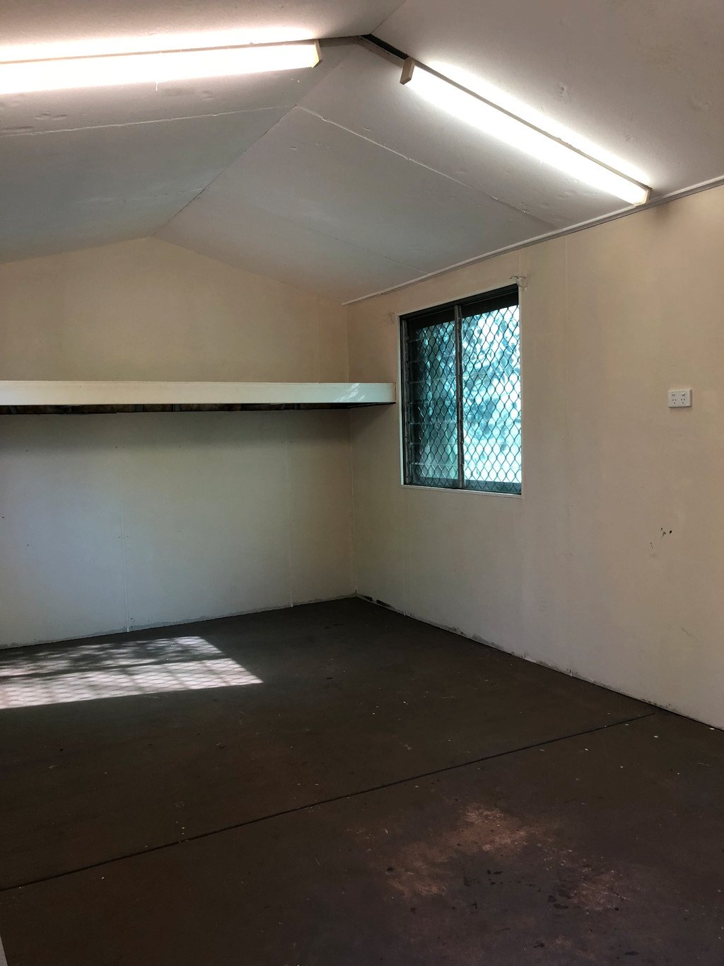 27 Guy Street BROOME 13