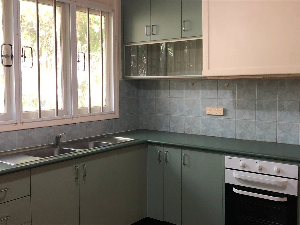 27 Guy Street BROOME 5