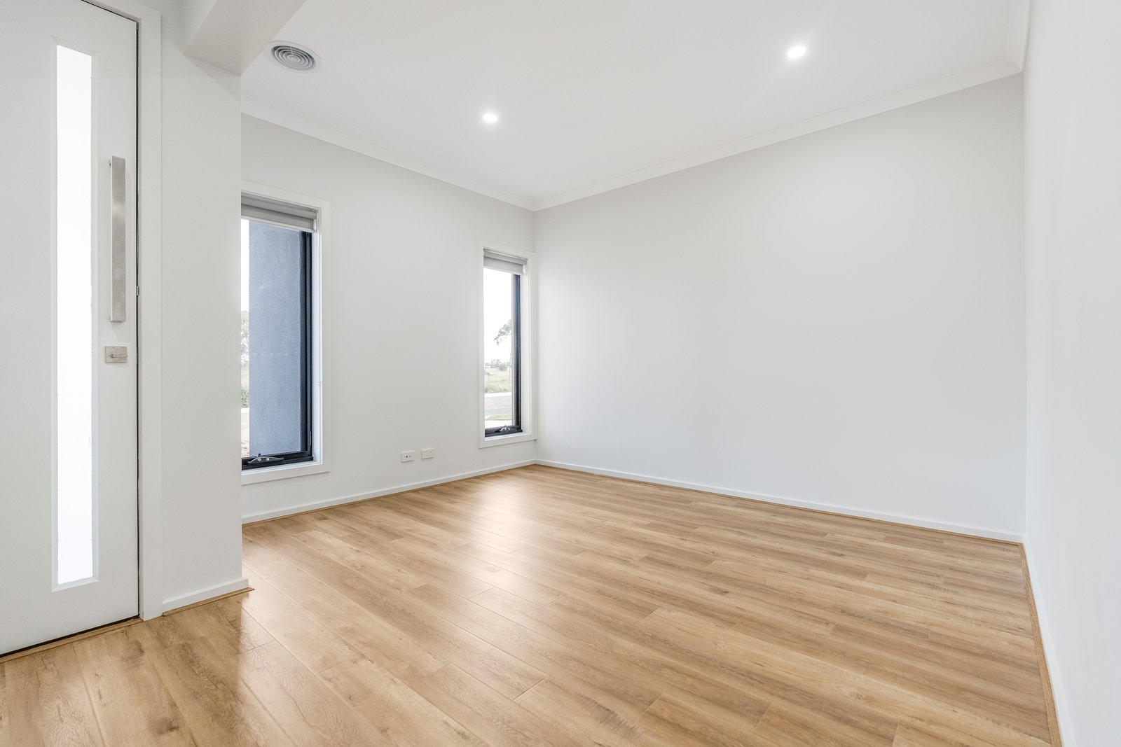 Gallery: 27 Harkness Boulevard