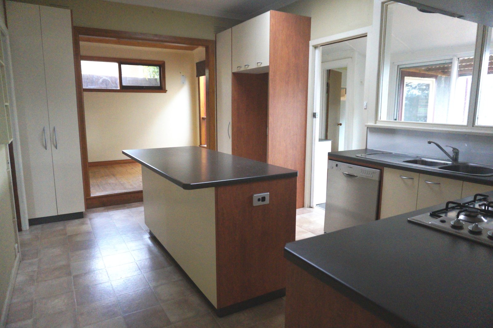 Gallery: 27 Helena Street