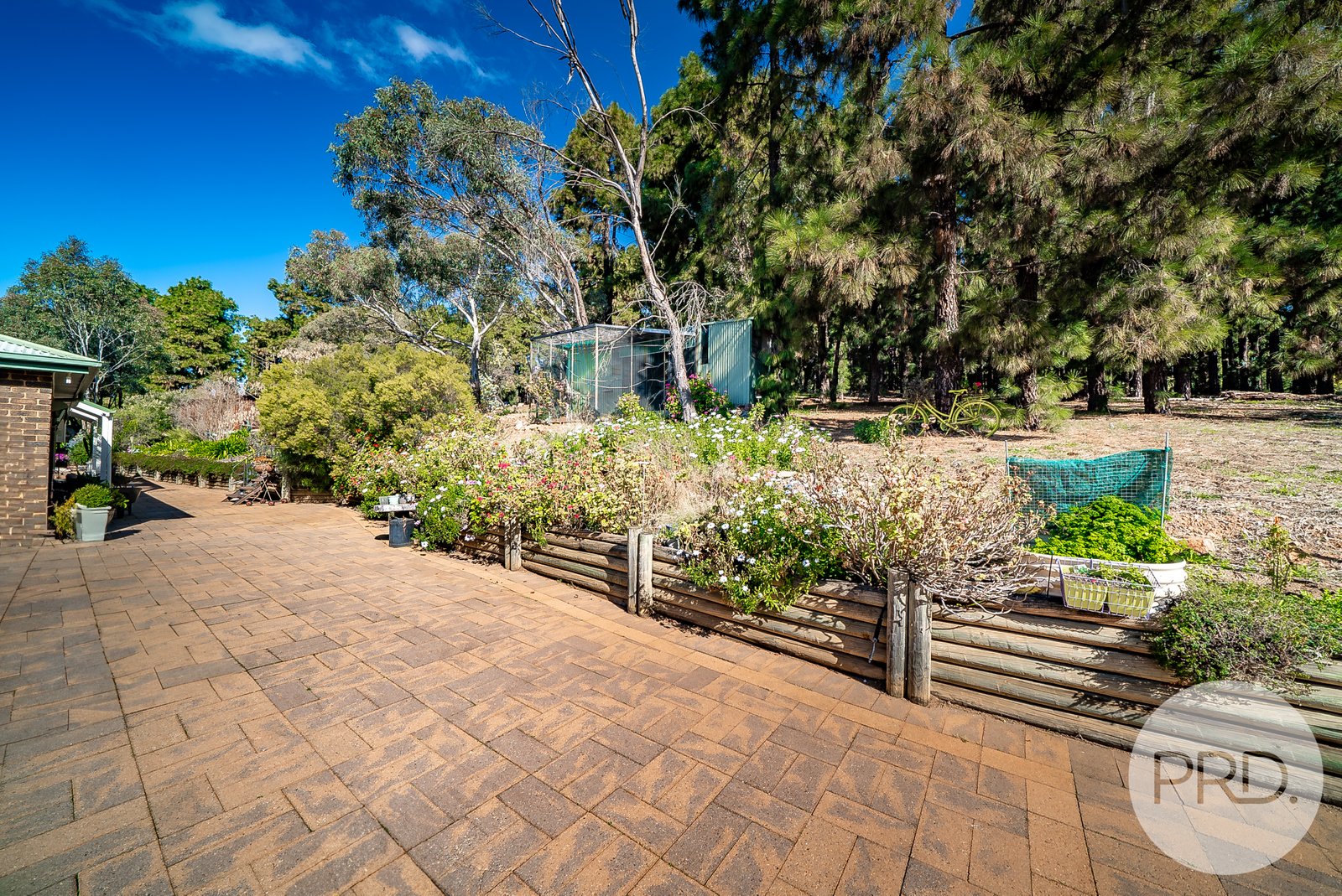 27 Henschke Avenue SAN ISIDORE 27