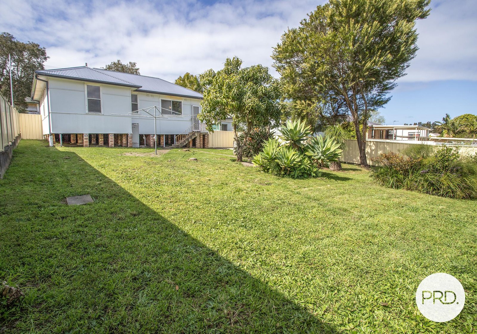 27 Hertford Street BERKELEY 9