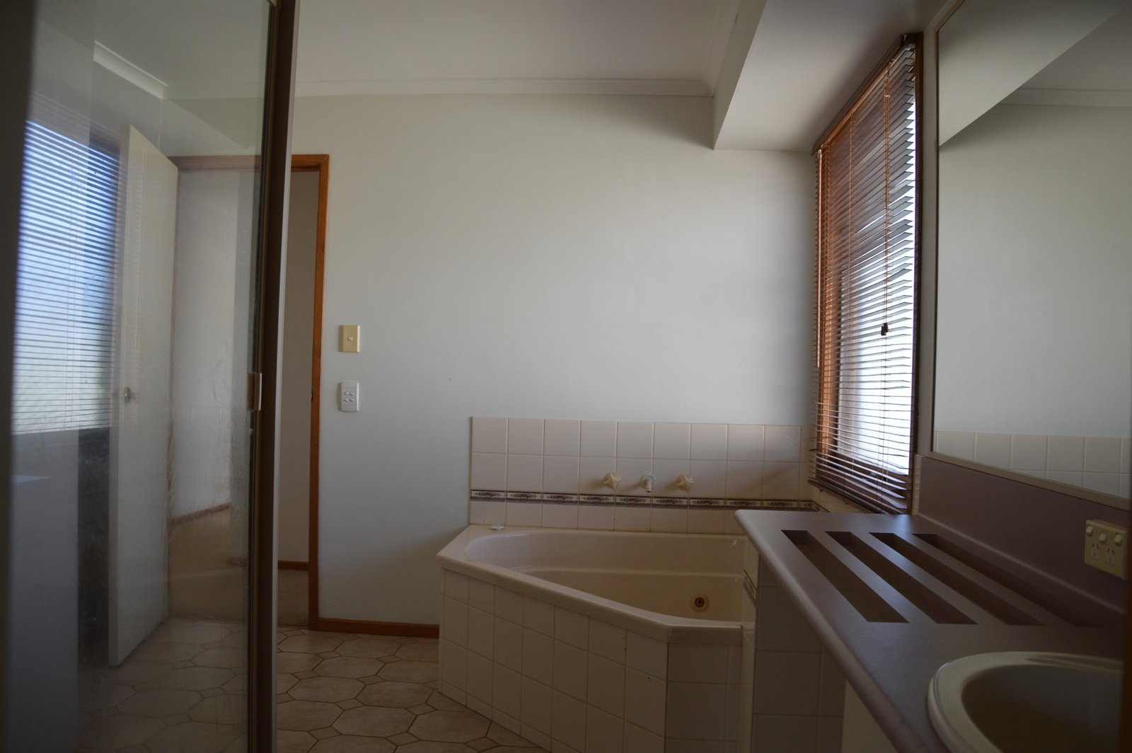 27 Heysen Avenue SHEPPARTON 4