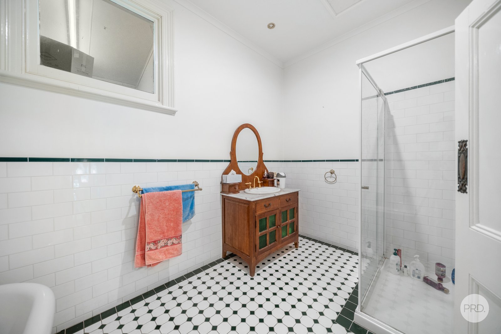 27 High Street HEATHCOTE 10