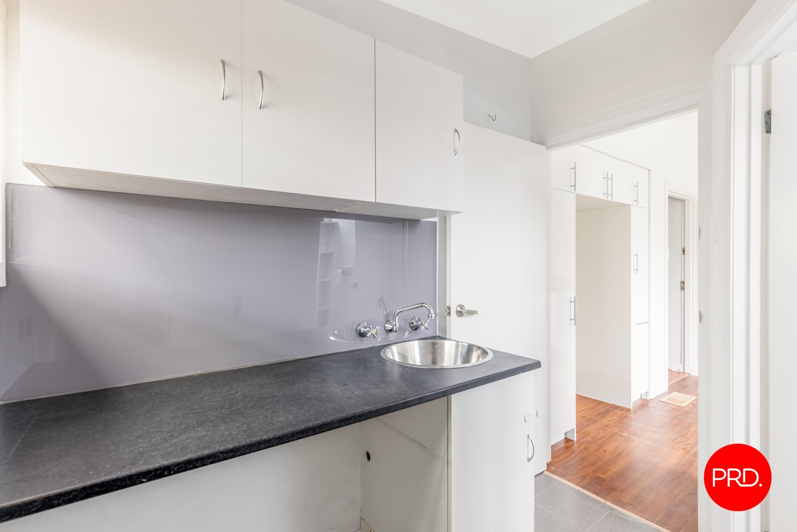 27 Holmes Road LONG GULLY 11