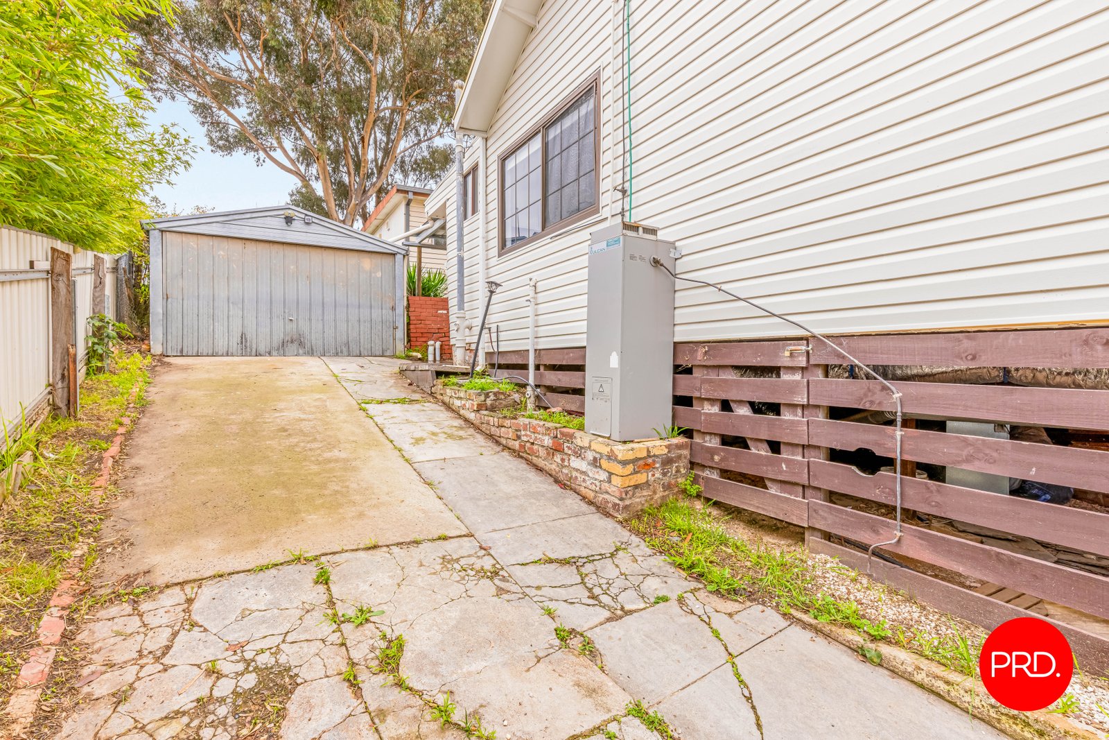27 Holmes Road LONG GULLY 13