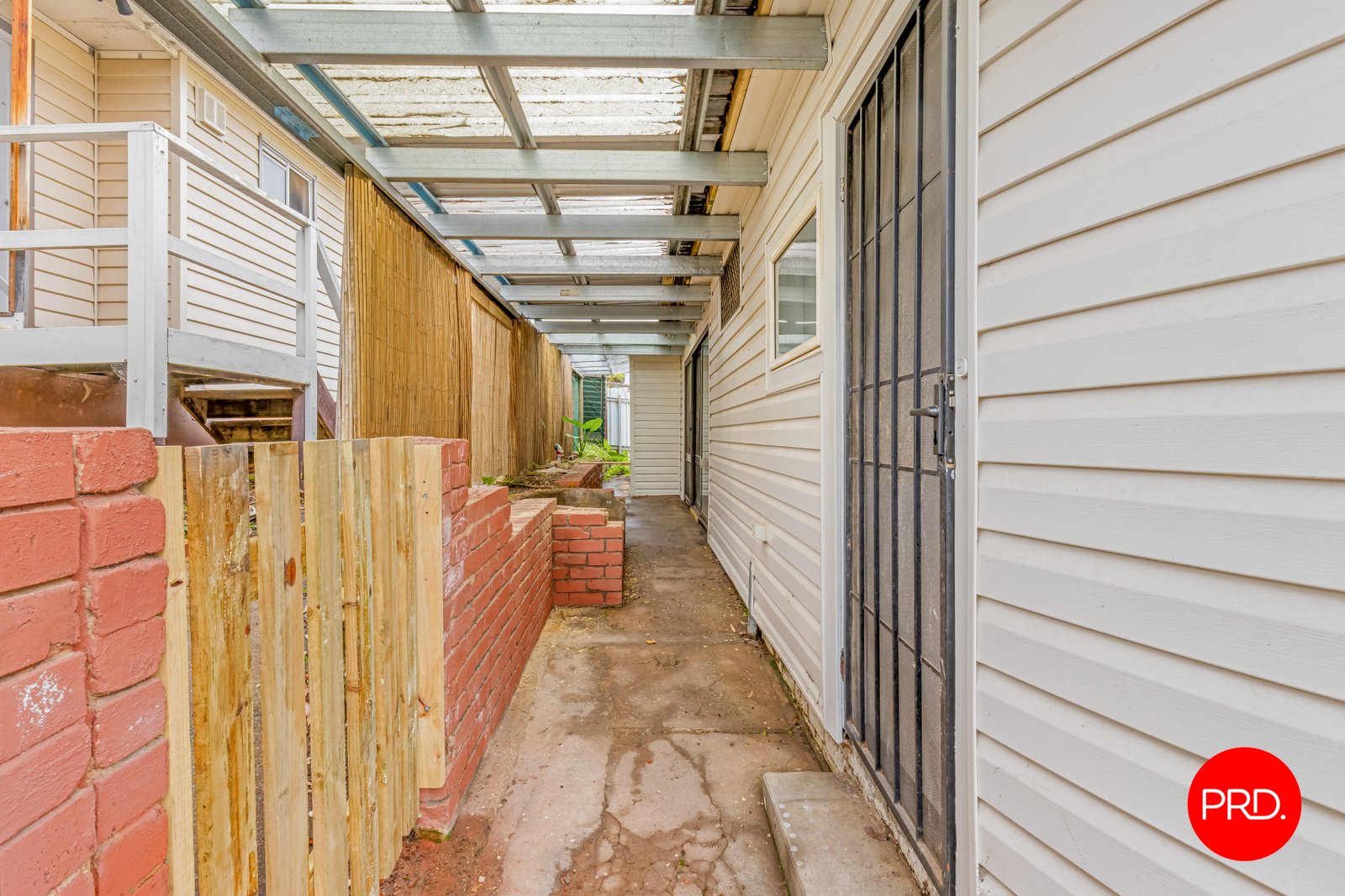 27 Holmes Road LONG GULLY 15