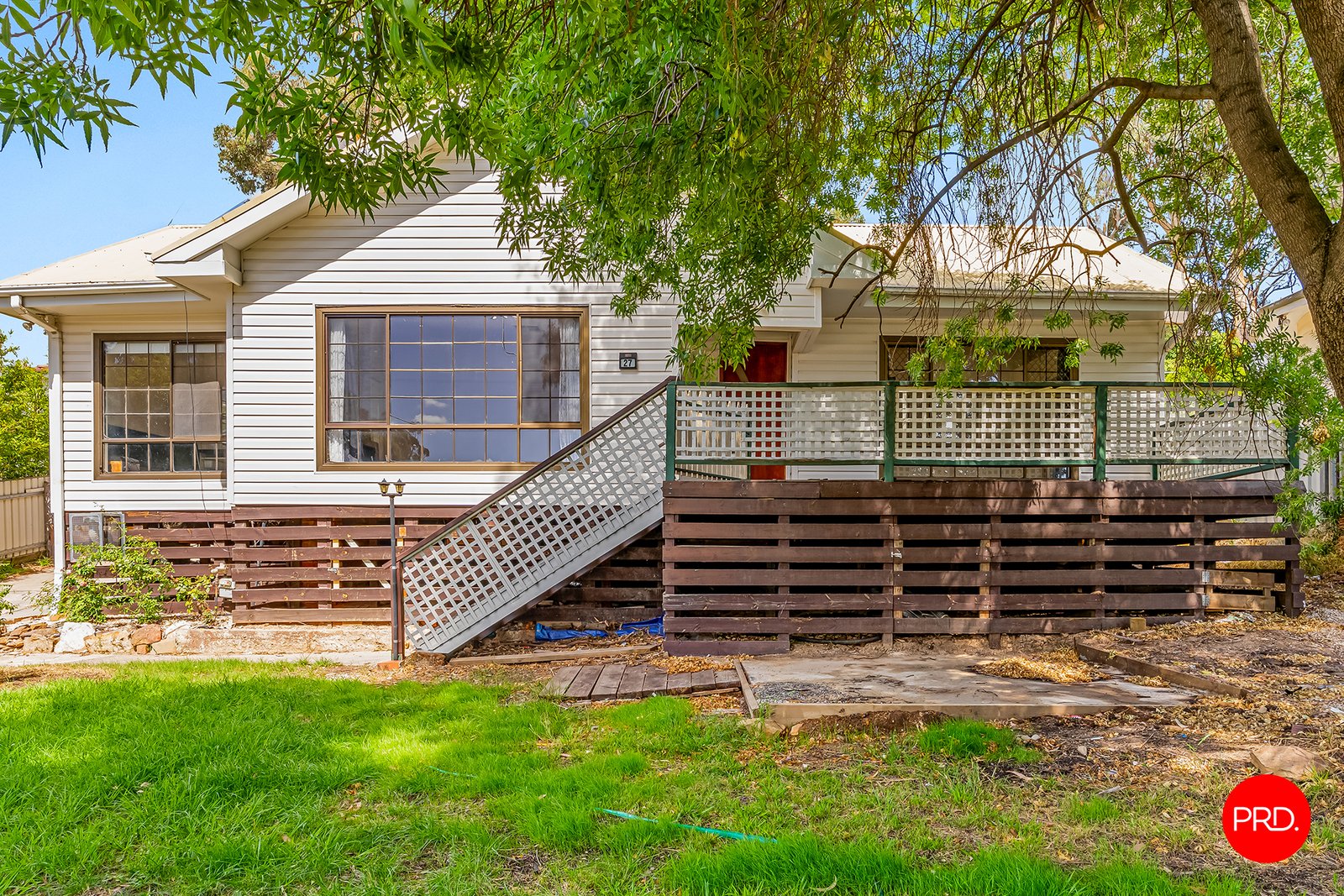 27 Holmes Road LONG GULLY 13