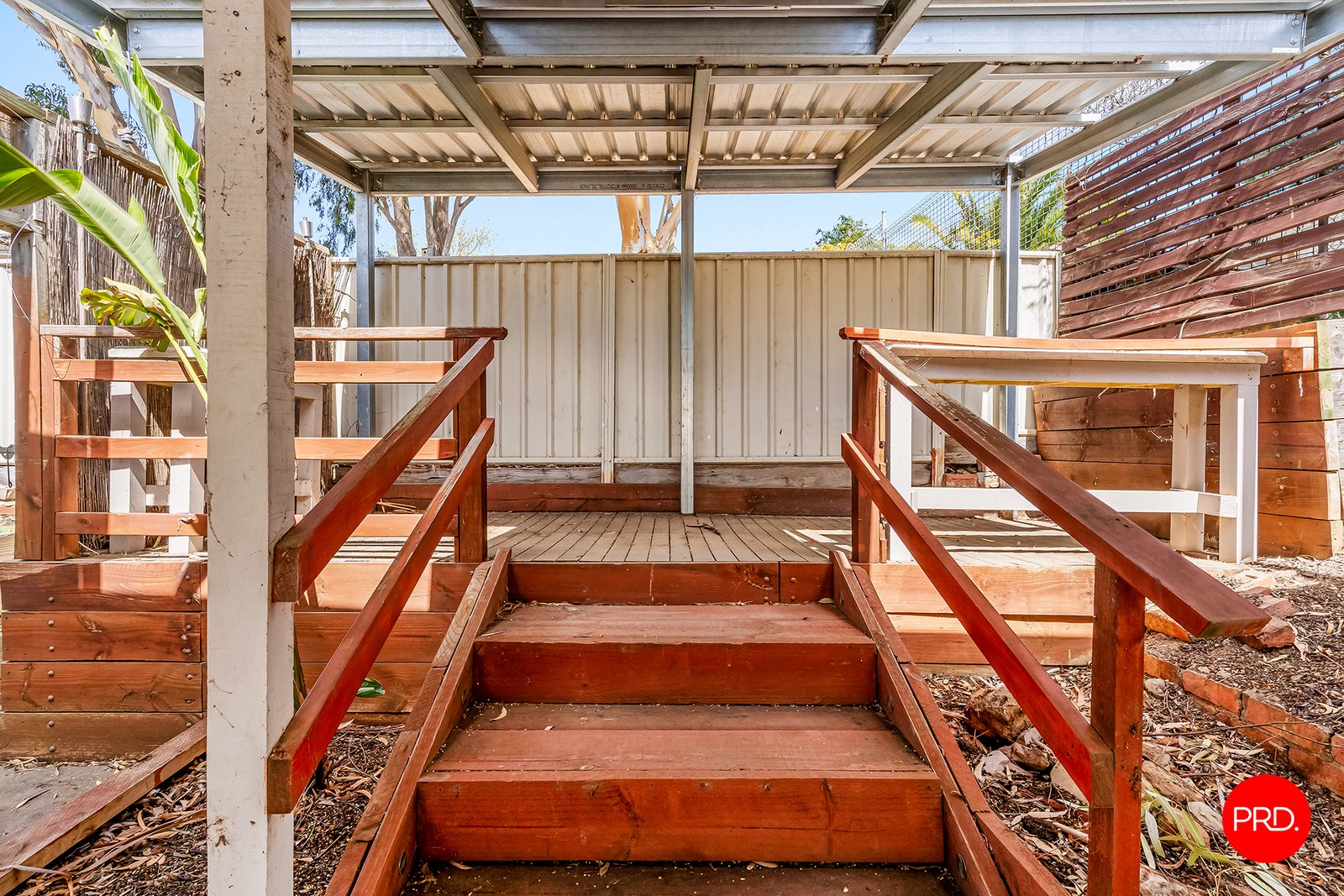 27 Holmes Road LONG GULLY 16