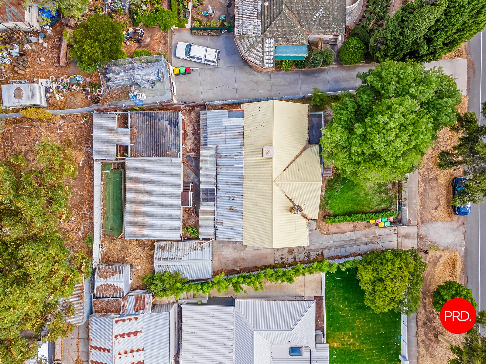 27 Holmes Road LONG GULLY 34