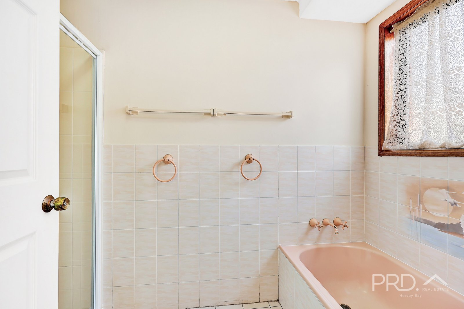 27 Honeysuckle Avenue KAWUNGAN 21