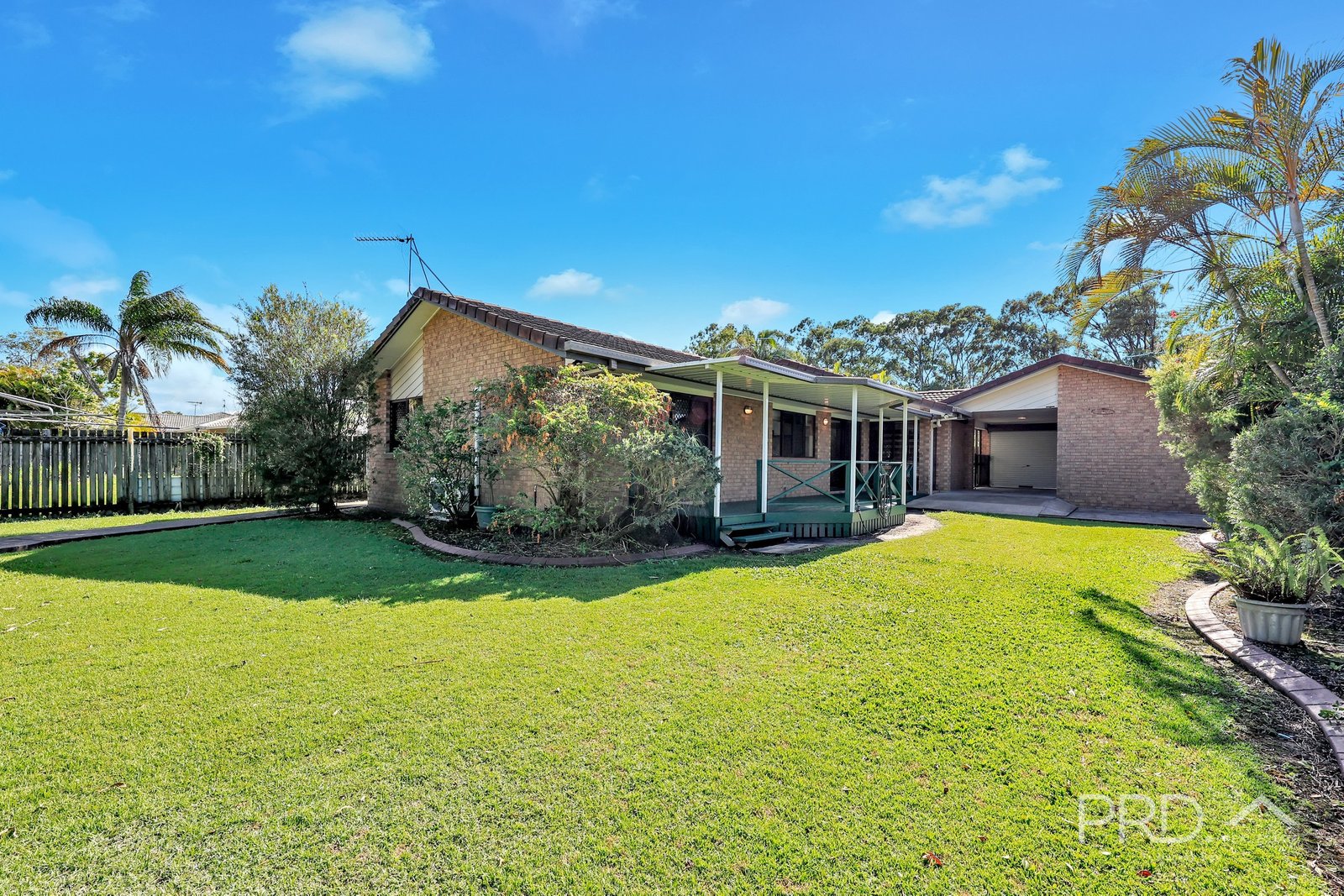 27 Honeysuckle Avenue KAWUNGAN 32