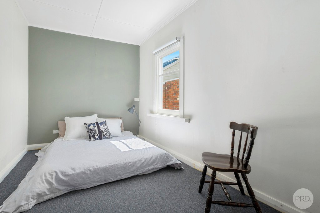 27 Howrah Road HOWRAH 6