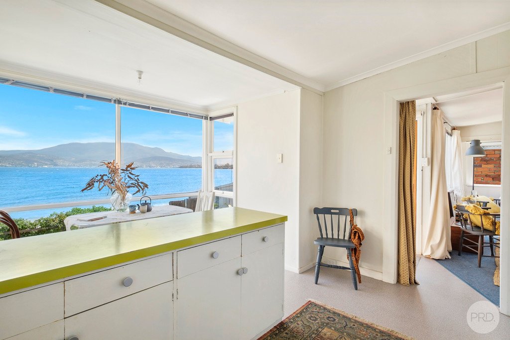 27 Howrah Road HOWRAH 10