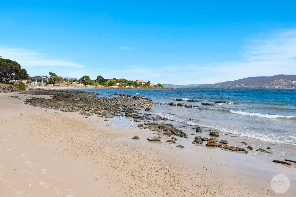 27 Howrah Road HOWRAH 18