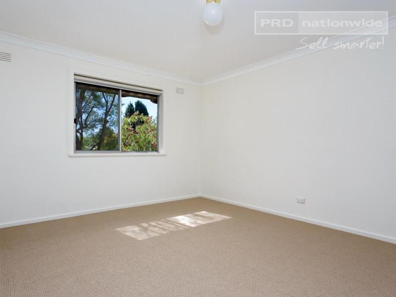 27 Huron Crescent LAKE ALBERT 4