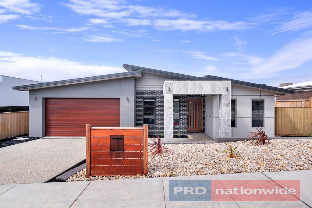 27 Illana Street BROWN HILL 1