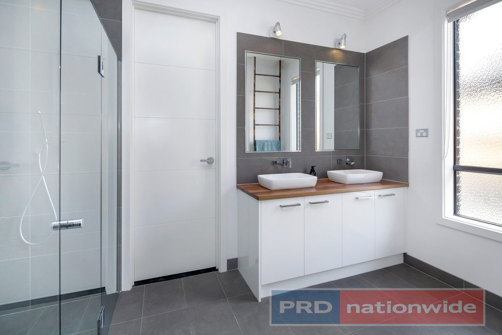 27 Illana Street BROWN HILL 6