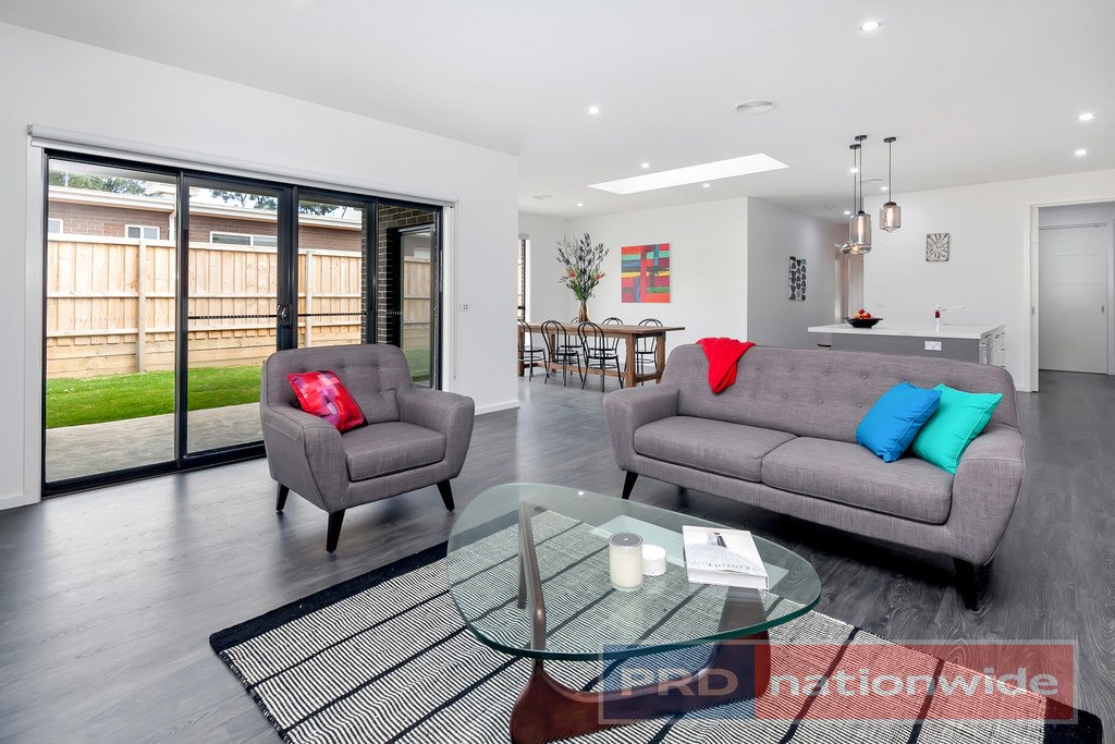 27 Illana Street BROWN HILL 7