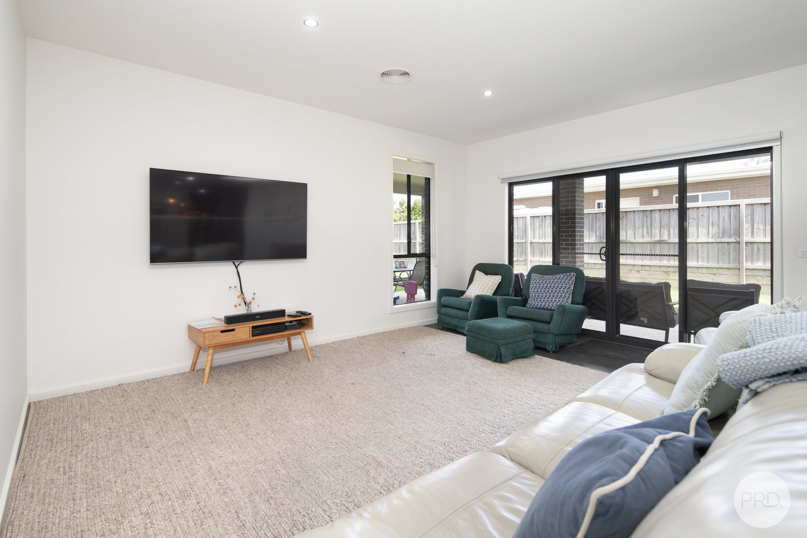 27 Illana Street BROWN HILL 6