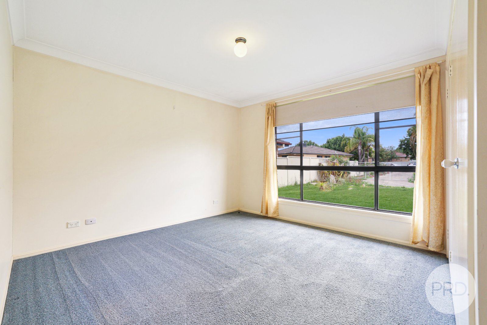 27 Janelle Street TAMWORTH 14