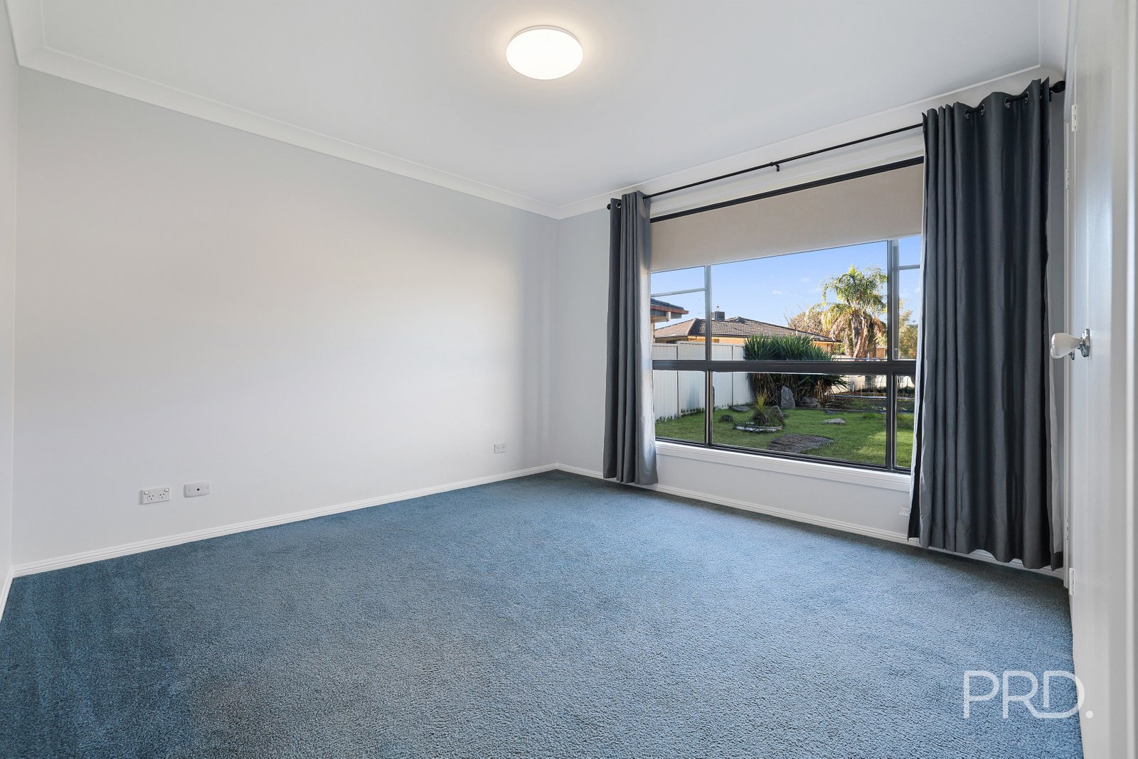 27 Janelle Street TAMWORTH 4